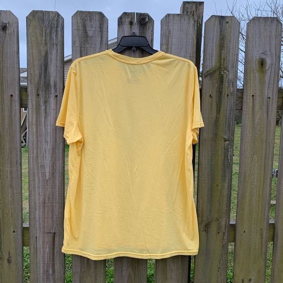 Sonoma Soft Yellow Shirt. “The Board Room Surf Shop” Size 2XL - Picture 4 of 4